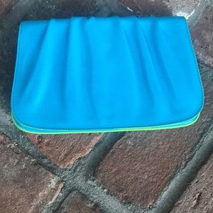 Baekgaard turquoise clutch with green trim